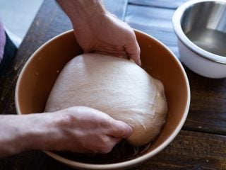 How to stretch and fold sourdough bread dough
