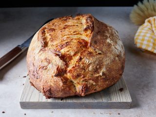 Jalapeño-cheddar sourdough bread crust
